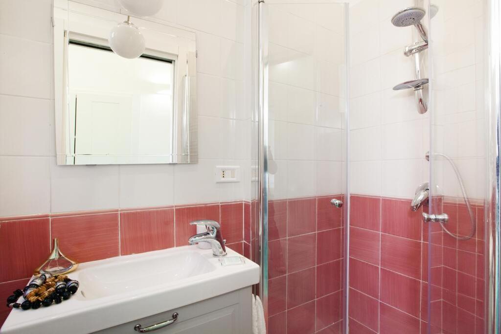 Super Attico Vista Mare Con Piscina Apartment Соренто Екстериор снимка