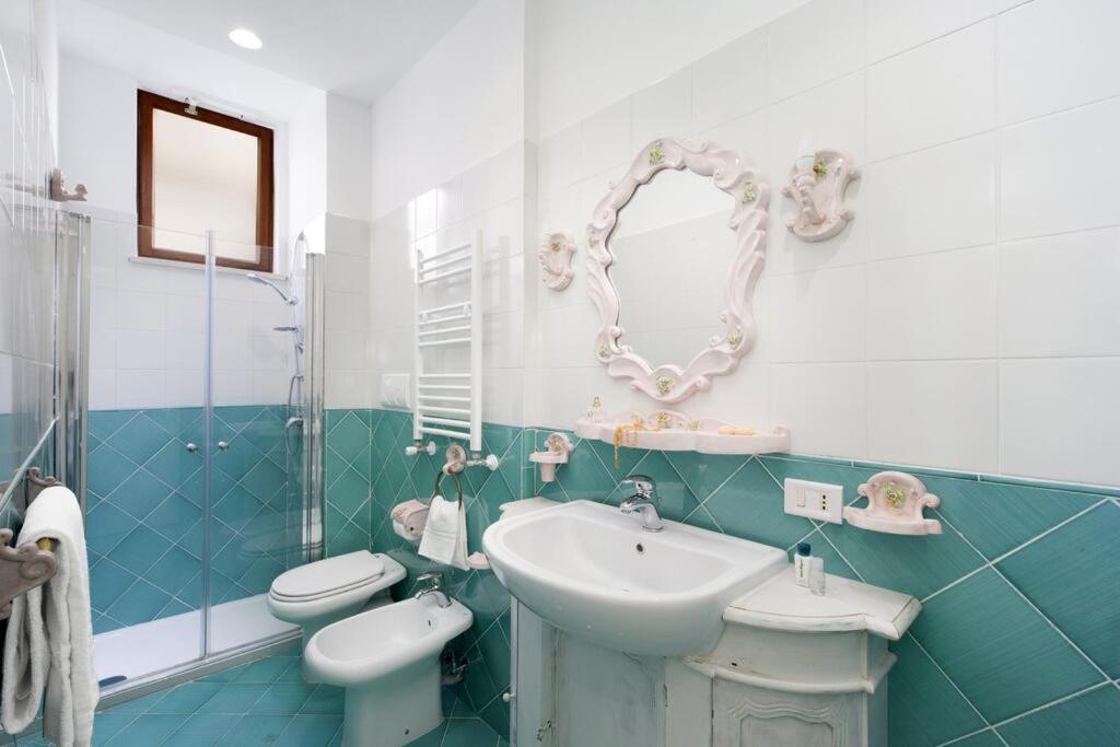 Super Attico Vista Mare Con Piscina Apartment Соренто Екстериор снимка